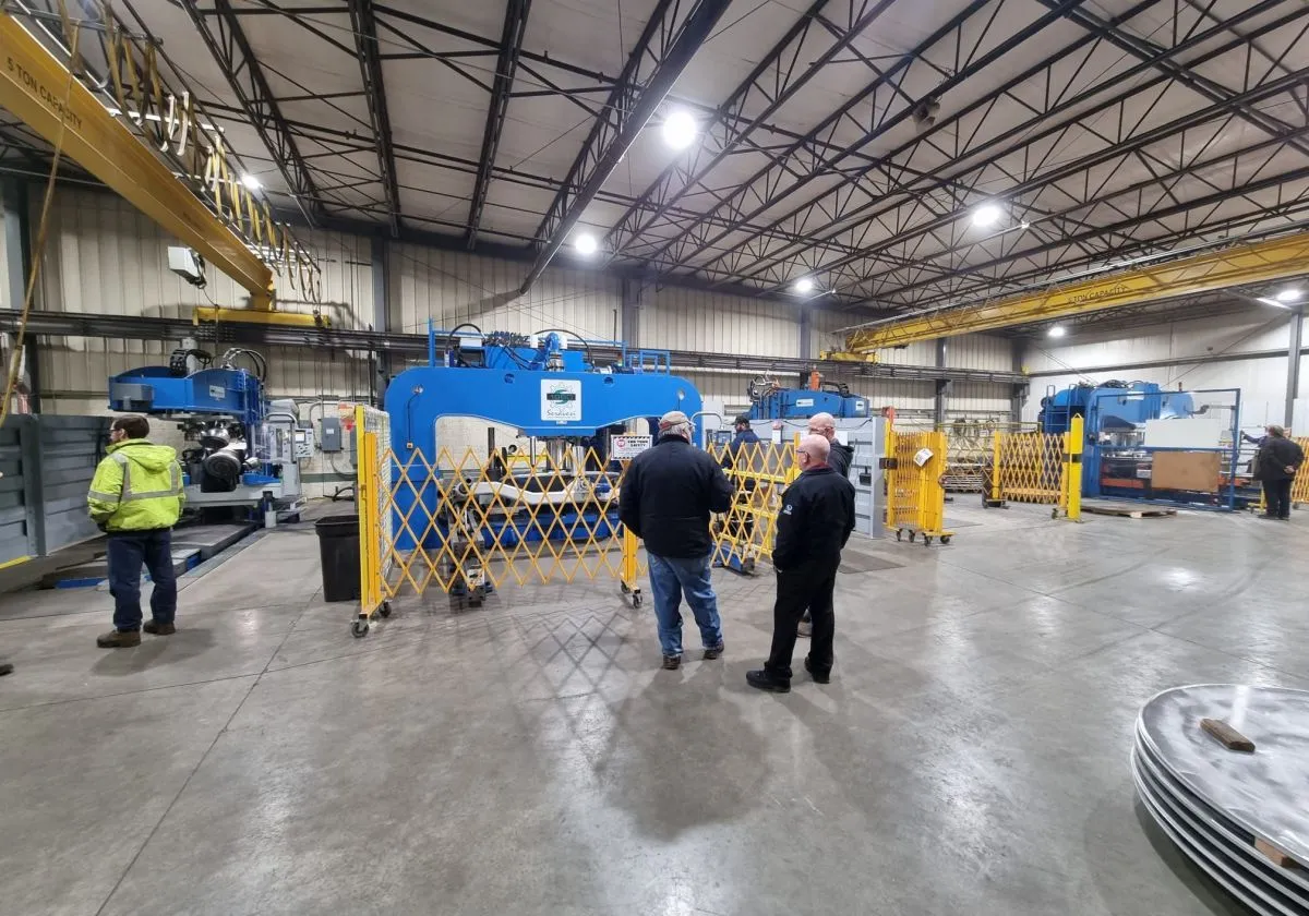 Bordatrici in lavorazione