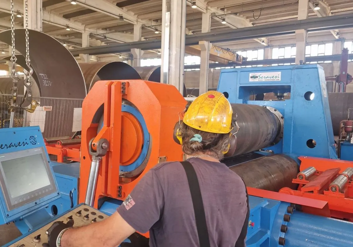 Installata la calandra per torri eoliche offshore E79-S