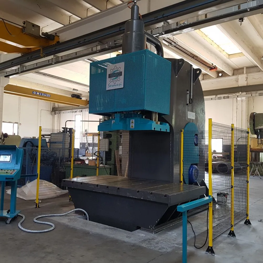 Presse Idrauliche e Manipolatori