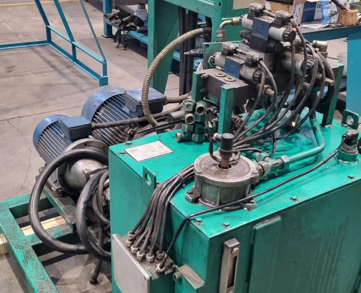 Calandra ad assi variabili E79 6148